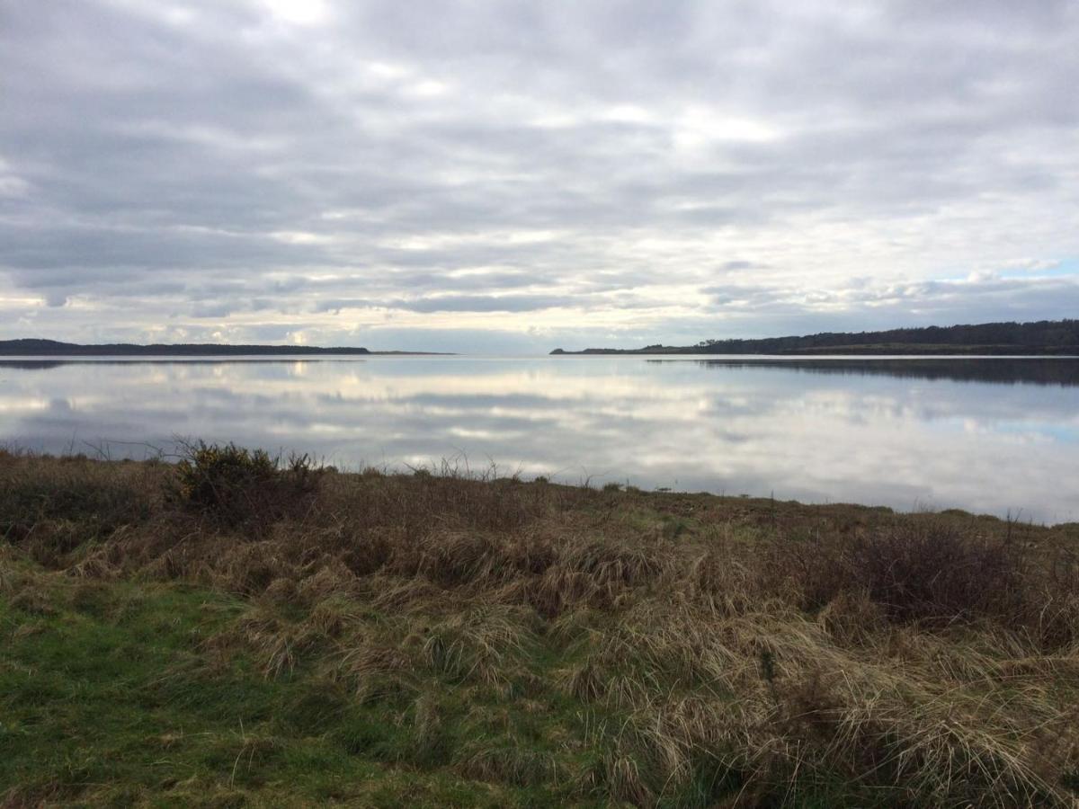 Llanw Malltraeth - Malltraeth Tides Llangadwaladr  Extérieur photo